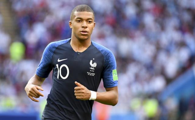 每体：巴萨对莱比锡边锋努萨感兴趣，球探负责人已到现场考察（每体：巴萨有意莱比锡边锋努萨，球探主管已亲赴现场考察）