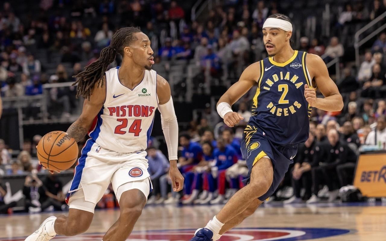 又伤了，对阵柏林联合时帕夫洛维奇的左大腿出现伤病（帕夫洛维奇在对阵柏林联合时左大腿再受伤）