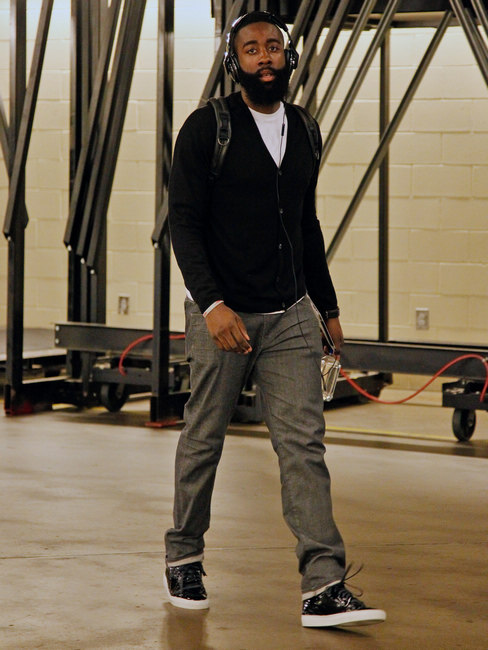 莫德里奇式转会再现？前皇马队长想去五大联赛，意甲成其主要选择（前皇马队长欲重返五大联赛，首选意甲，被指走“莫德里奇式”路线？）