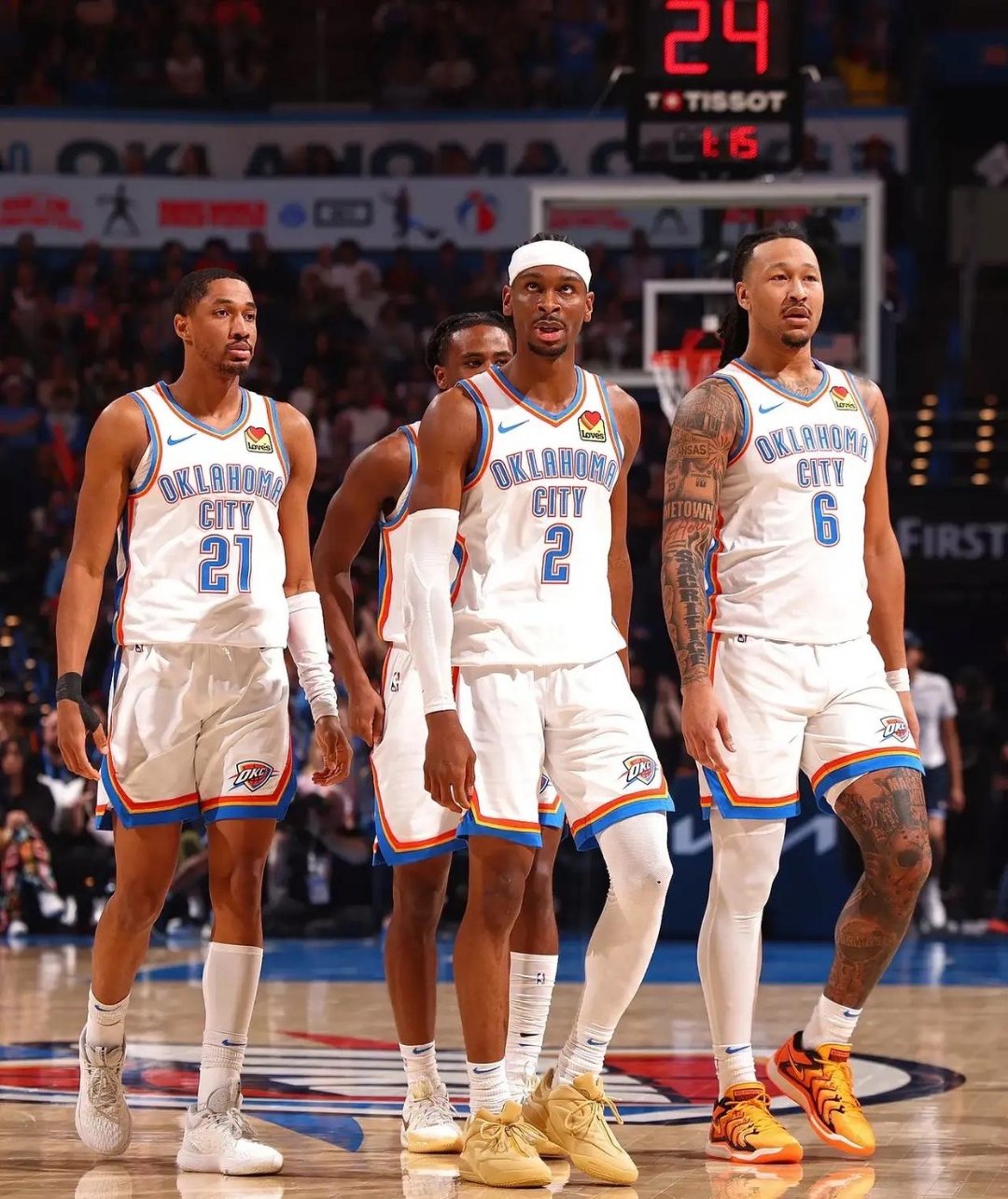 龚翔宇放飞自我成搞笑女！江苏3大位置调整，14人名单呼之欲出（龚翔宇笑点拉满成梗王，江苏三处调整，14人名单即将揭晓）