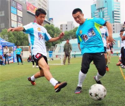 祝贺，两名参加苏超的小将入选U18国足本月集训名单（两名征战苏超的小将入选U18国足本月集训名单）