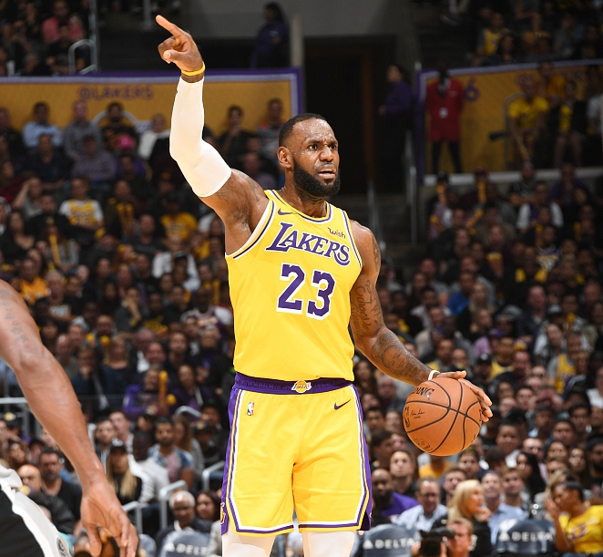 日本队击败德国队，张本美和横扫考夫蔓，香港队击败日本队（日本队击退德国队，张本美和零封考夫蔓，香港队力克日本队）