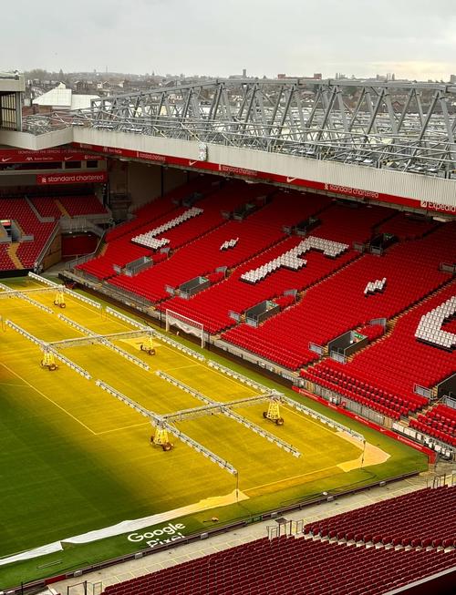 篮球湖人替补球员获得更多出场时间（湖人替补获更多上场机会）