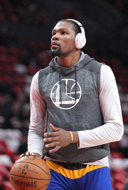 意大利上一场参加世界杯的首发11人：6人已退役，2人无球队（意大利上次世界杯末战首发11人现状：6人已退役，2人暂为自由身）