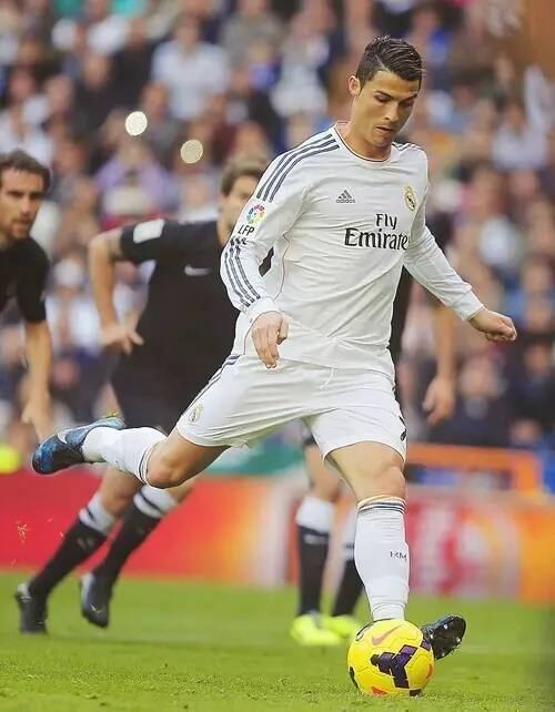 申花连续两个赛季在亚冠输给柔佛，共丢6球、仅打进1球（亚冠连续两季不敌柔佛，申花合计失6仅进1）