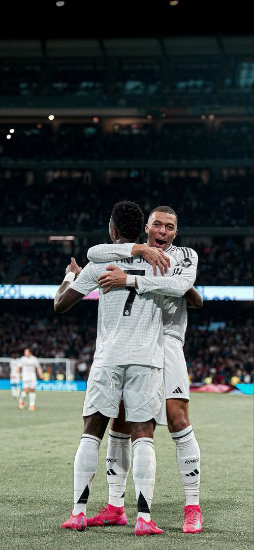 曼晚：曼联21岁边锋马瑟计划冬窗离队，德国俱乐部对其有意（曼晚：曼联21岁翼锋马瑟拟在冬窗离队，已获德国球队青睐）